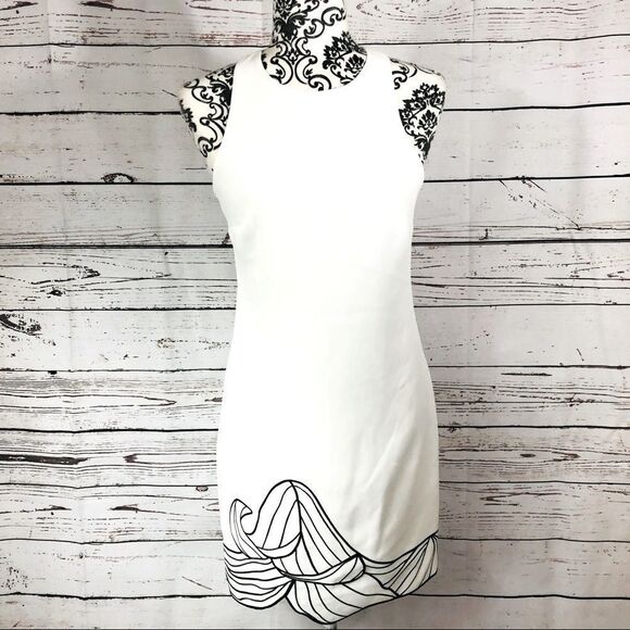 Halston Heritage Embroidered Hem White Sleeveless Shift Dress - Picture 1 of 8
